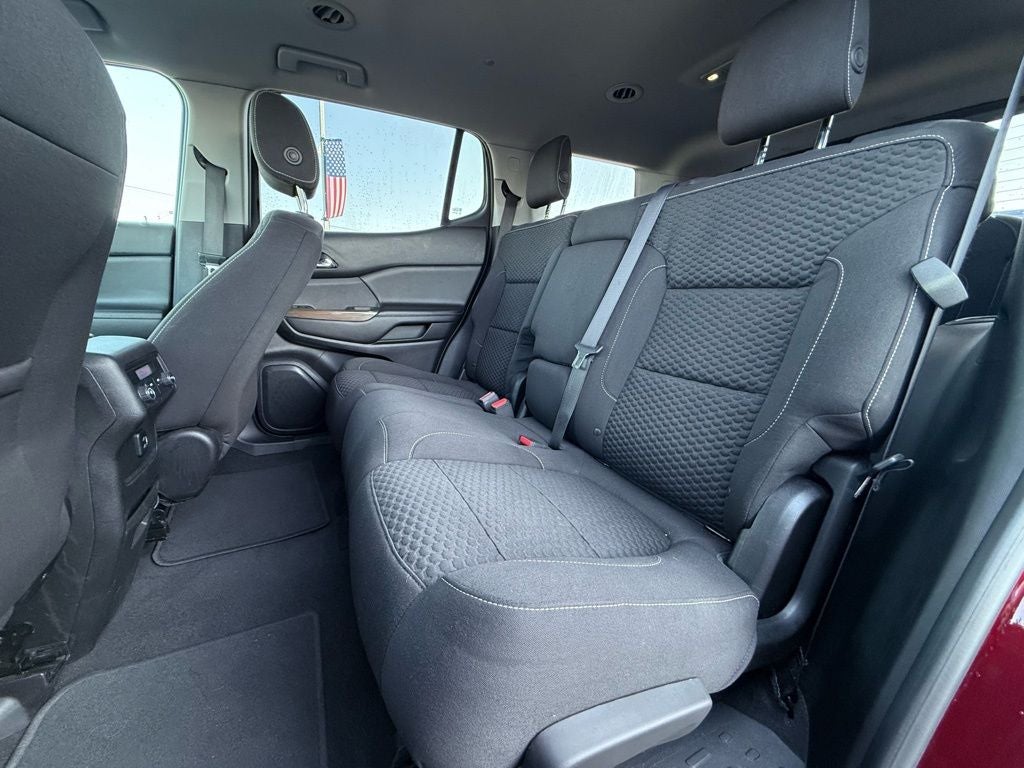 2017 GMC Acadia SLE-2