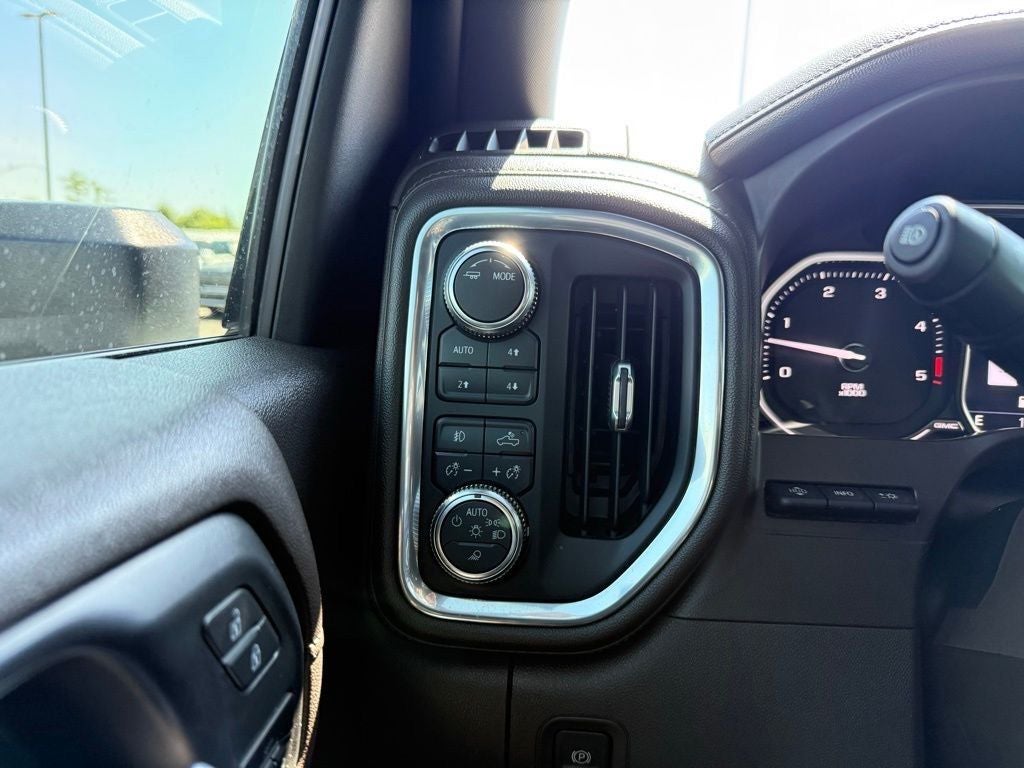 2022 GMC Sierra 3500HD Denali Ultimate Package
