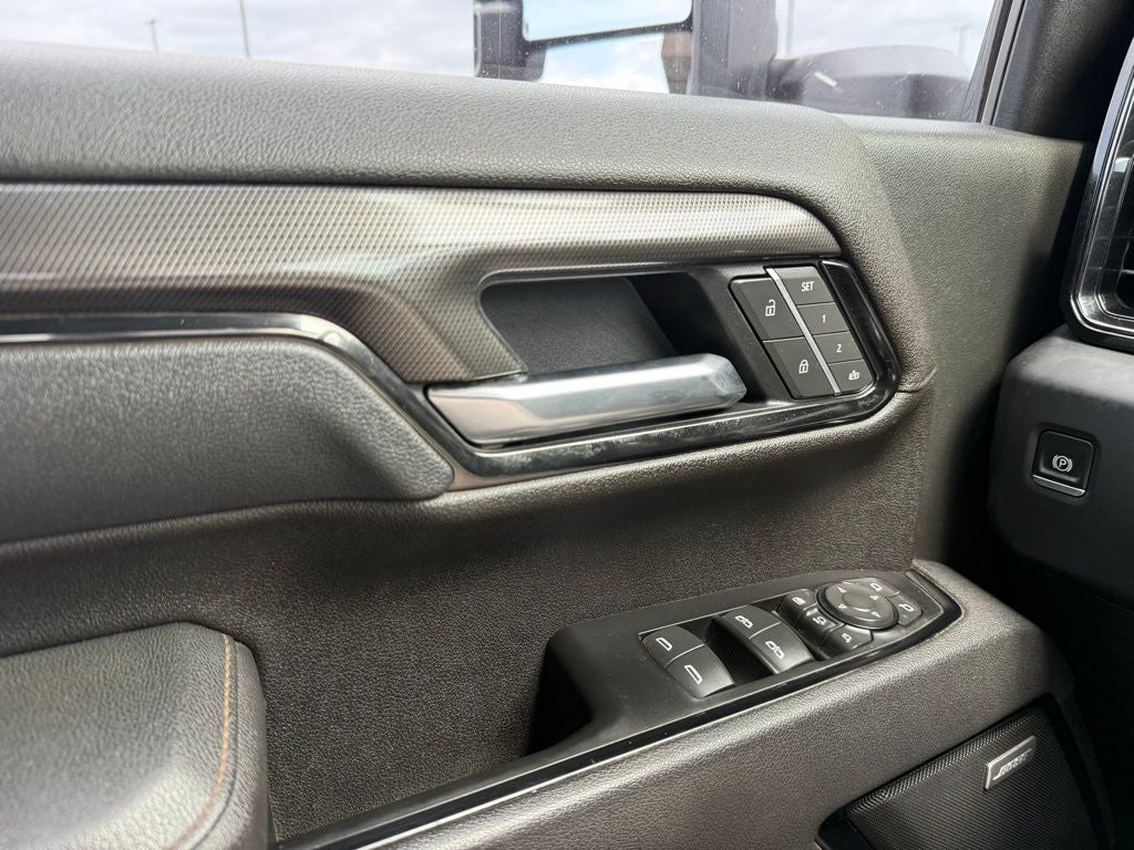 2025 GMC Sierra 2500HD AT4 PREMIUM PACKAGE