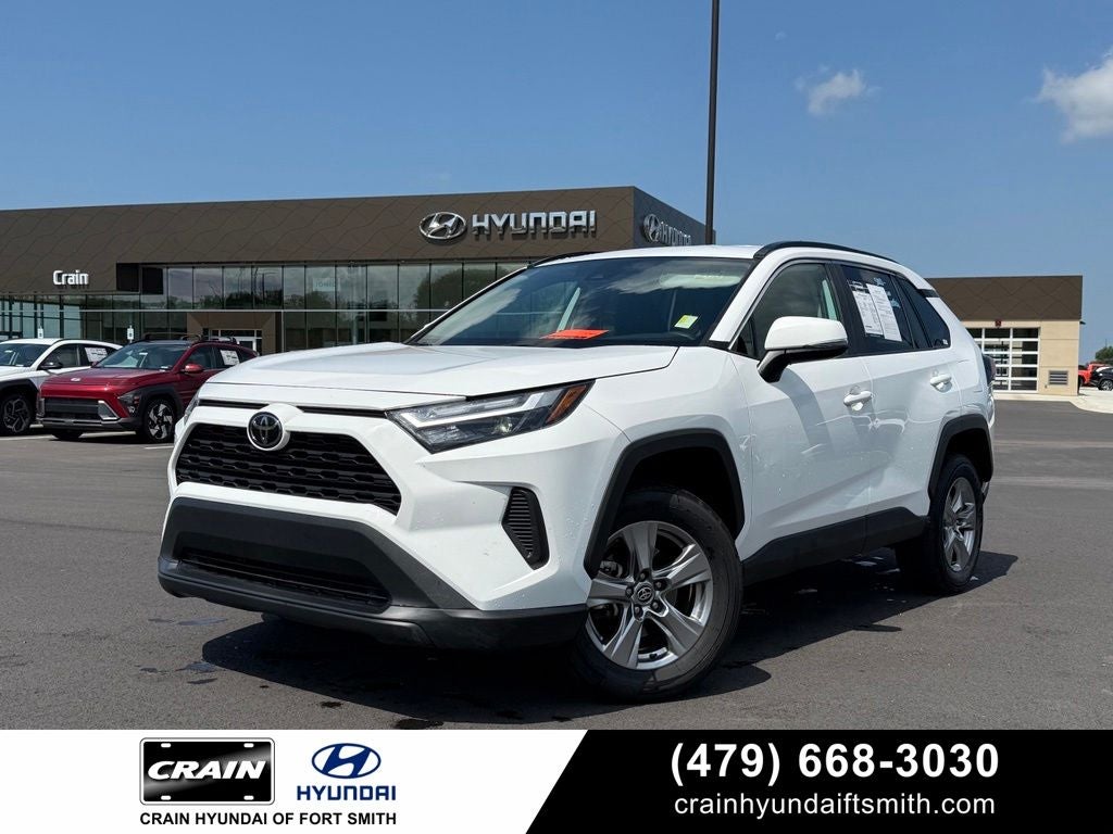2024 Toyota RAV4 XLE