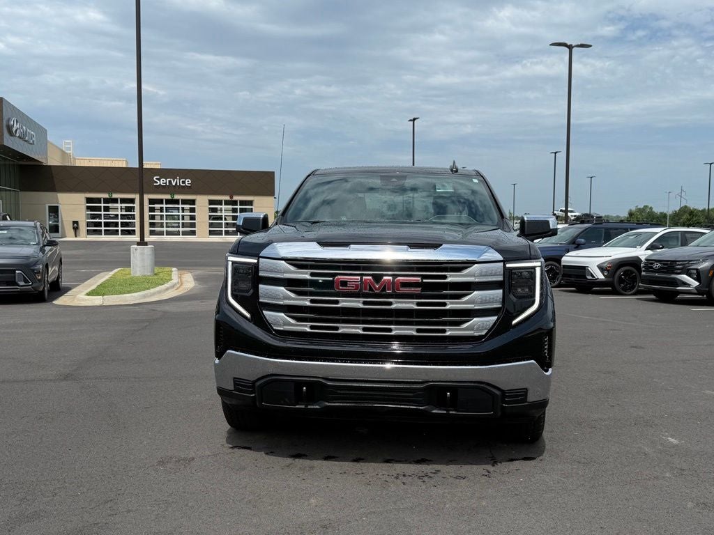 2025 GMC Sierra 1500 SLE