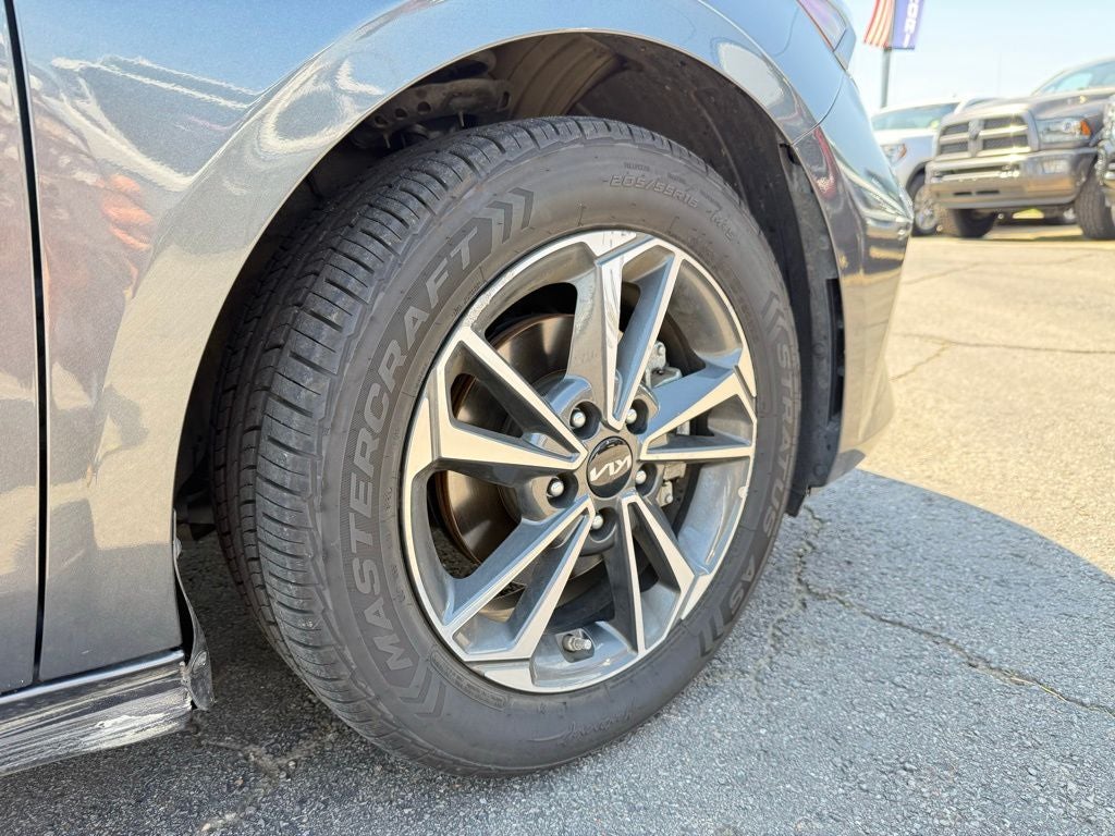 2024 Kia Forte LXS