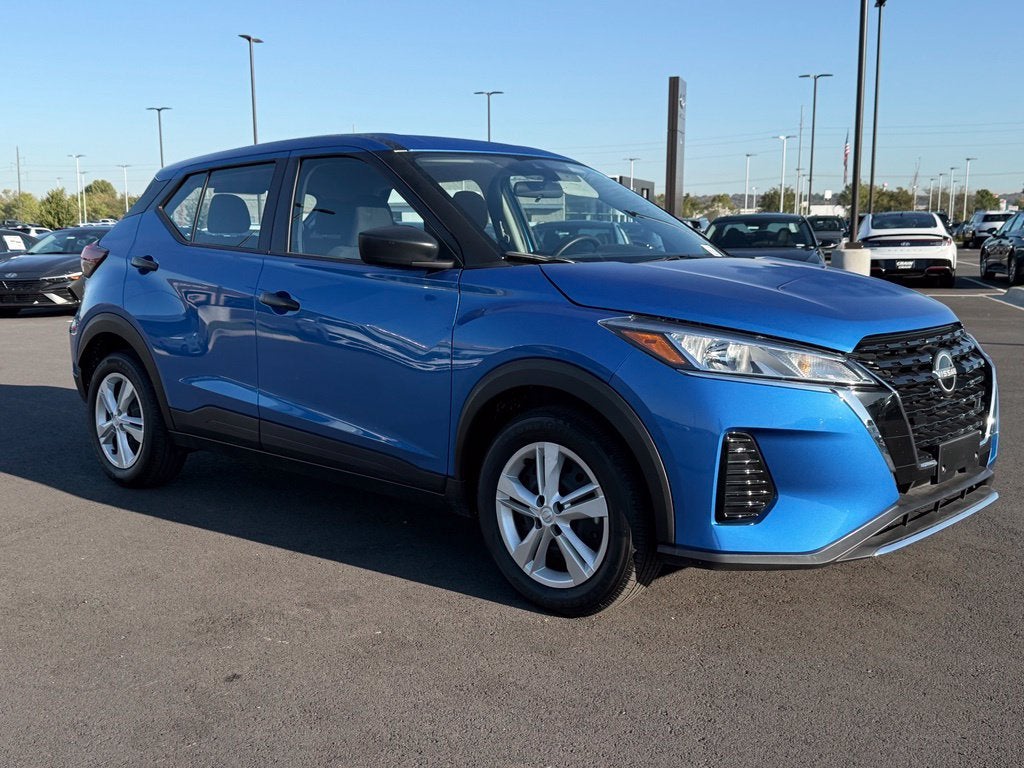 2025 Nissan Kicks Play S