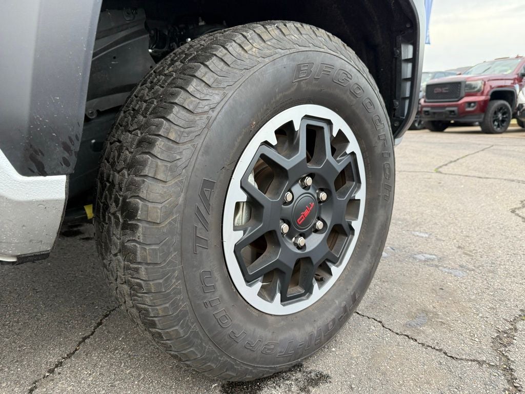 2025 Toyota Tacoma TRD Off-Road