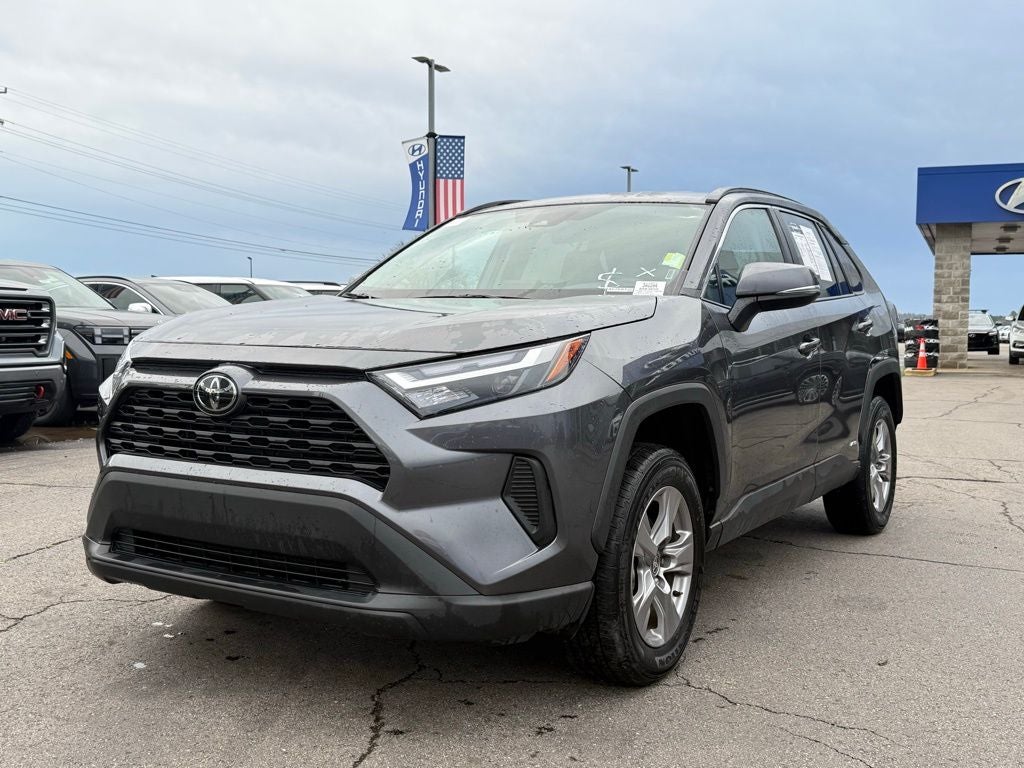 2025 Toyota RAV4 Hybrid XLE
