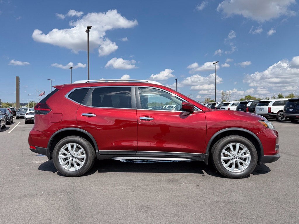 2018 Nissan Rogue SV
