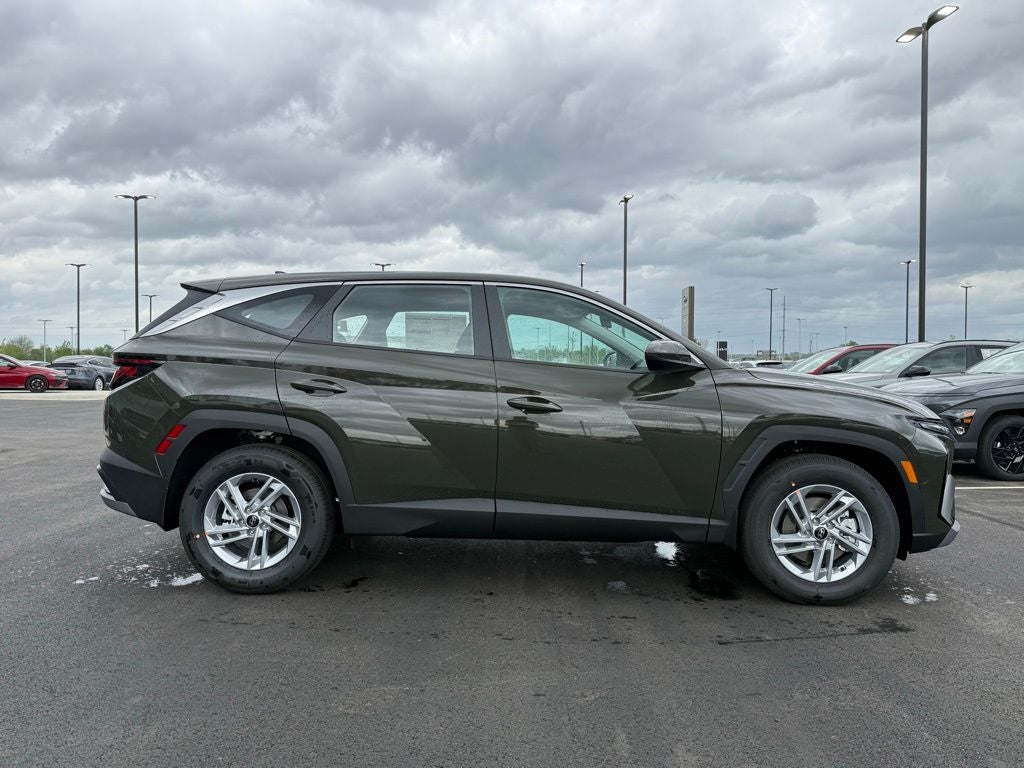 2026 Hyundai TUCSON SE FWD