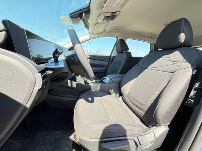 2026 Hyundai TUCSON SE FWD