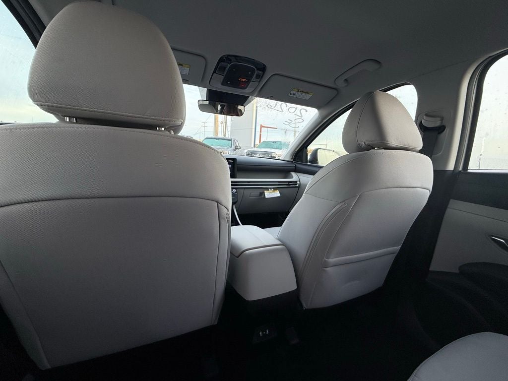 2026 Hyundai TUCSON SE FWD