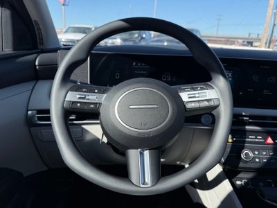 2026 Hyundai TUCSON SE FWD