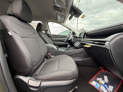 2026 Hyundai TUCSON SE FWD