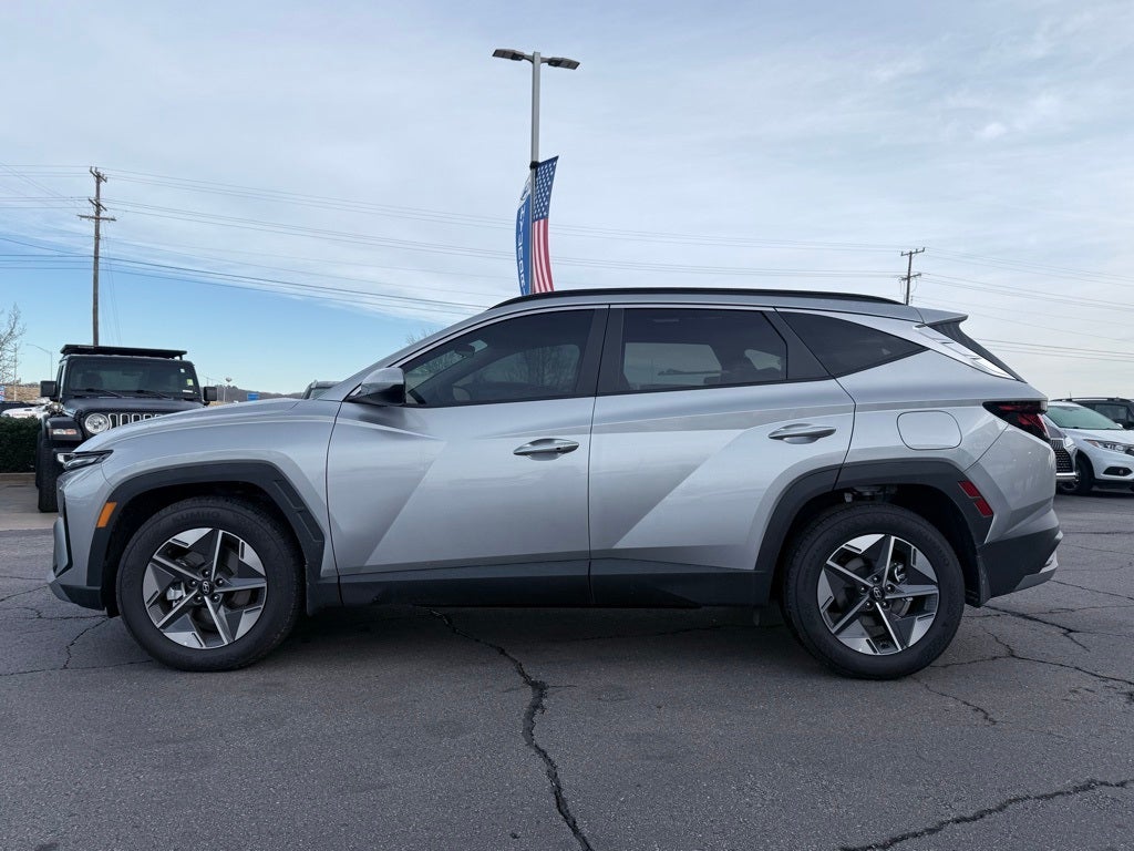 2026 Hyundai TUCSON SEL FWD