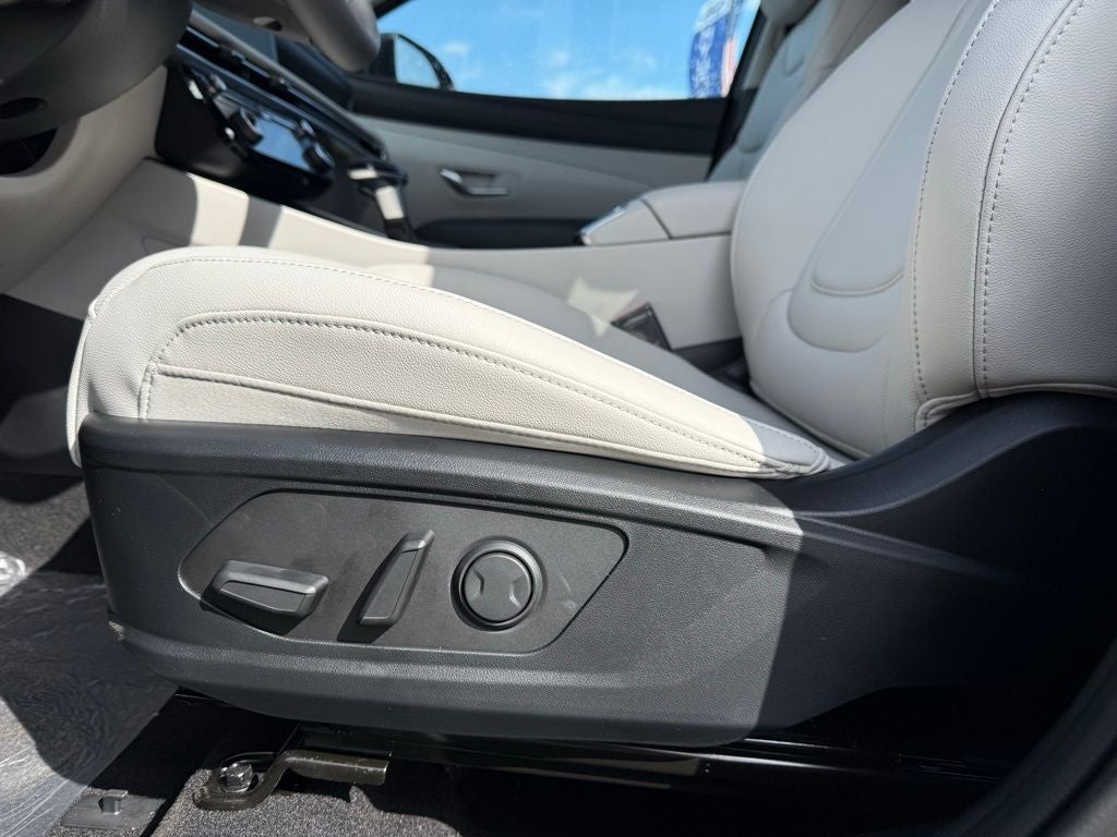 2026 Hyundai TUCSON SEL Premium FWD