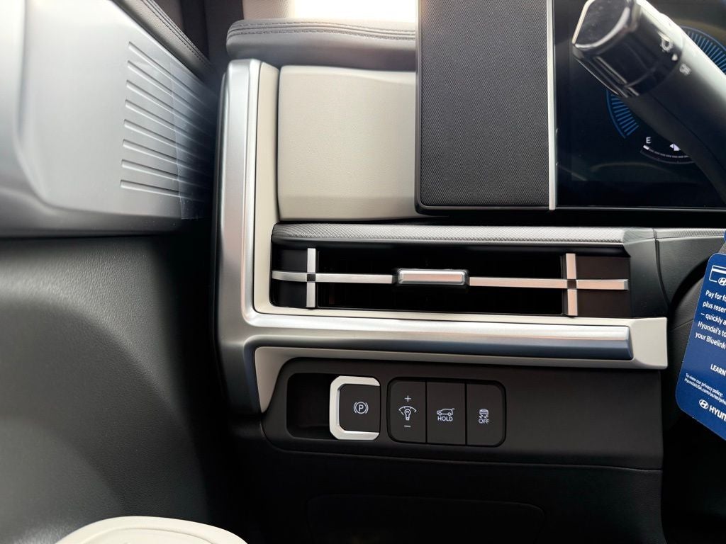 2026 Hyundai SANTA FE SE FWD