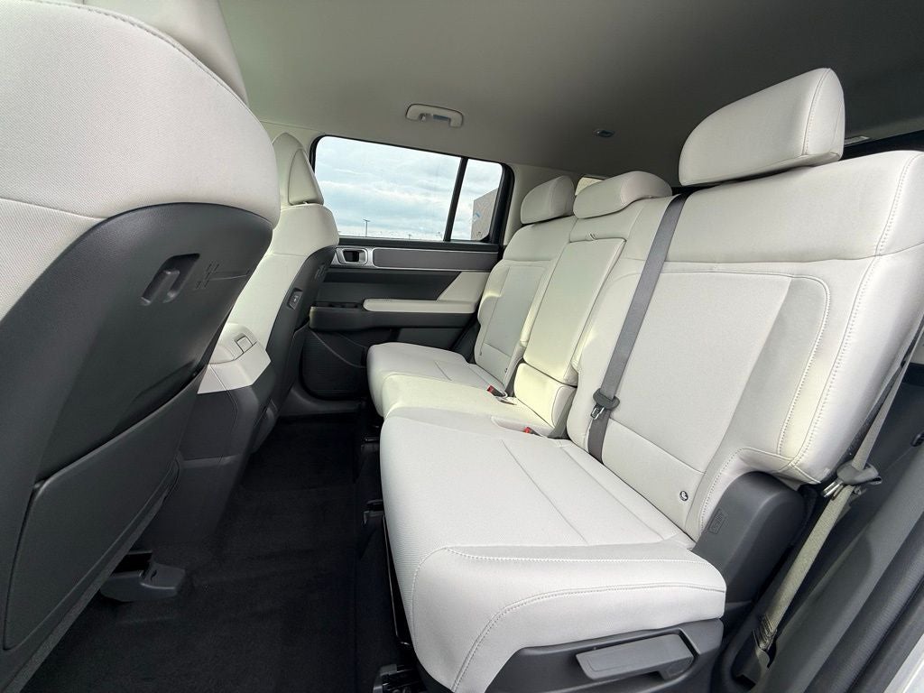 2026 Hyundai SANTA FE SE FWD