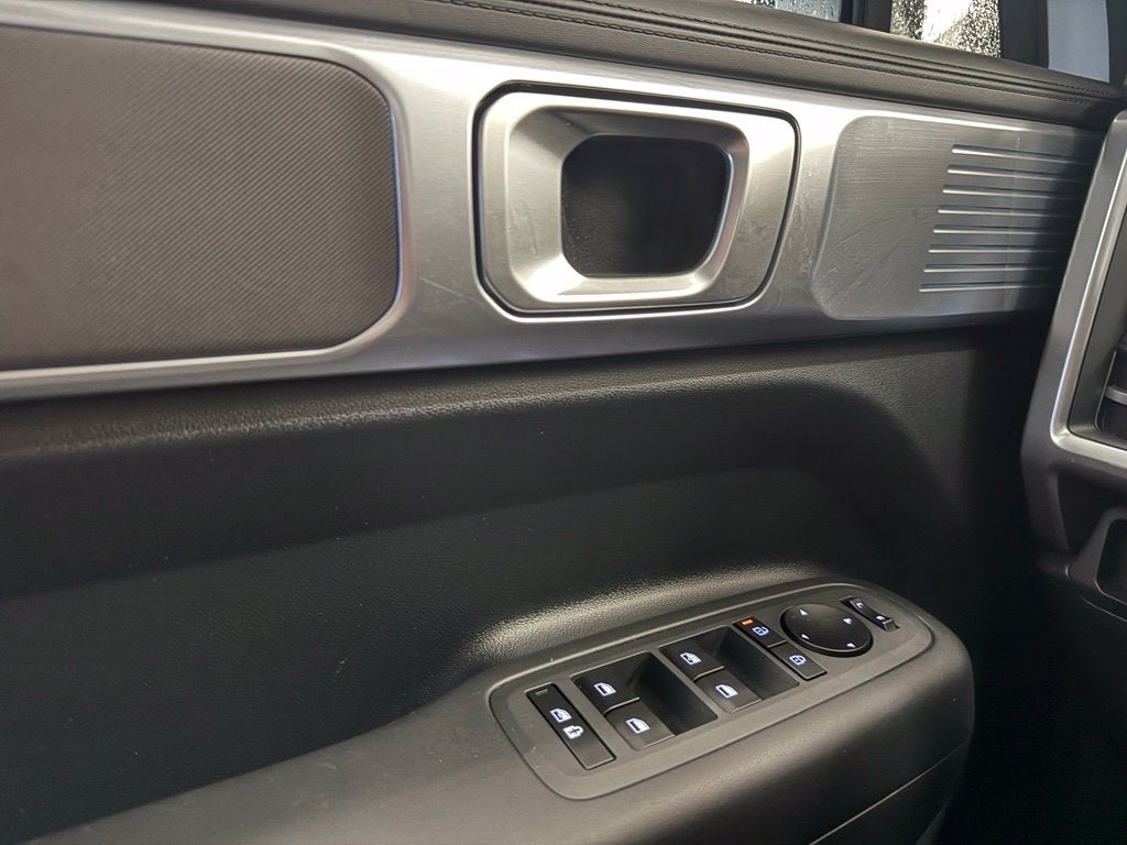 2027 Hyundai SANTA FE SE FWD