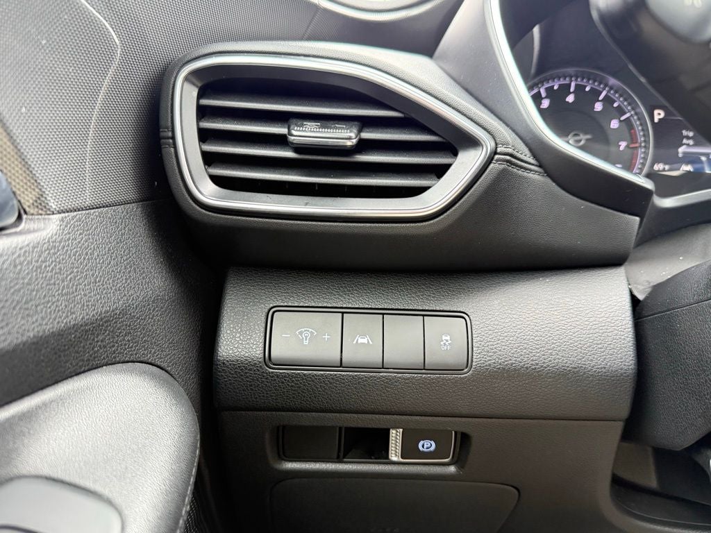 2021 Hyundai SANTA FE SE