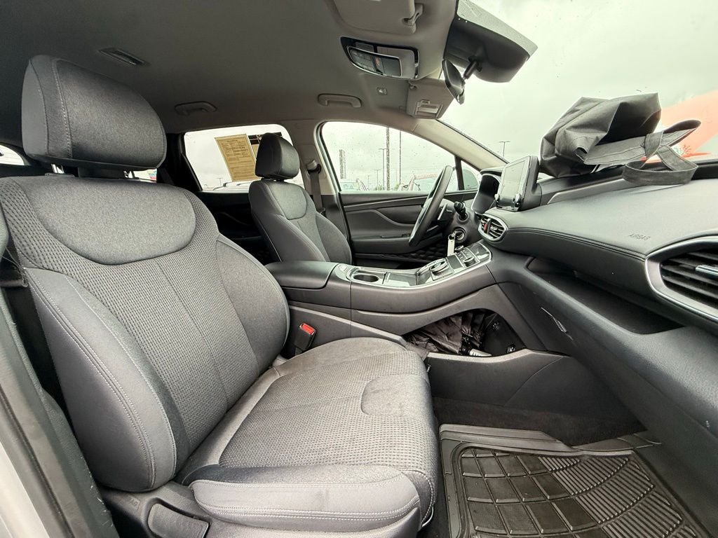 2021 Hyundai SANTA FE SE