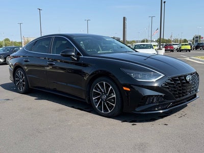 2021 Hyundai SONATA Limited
