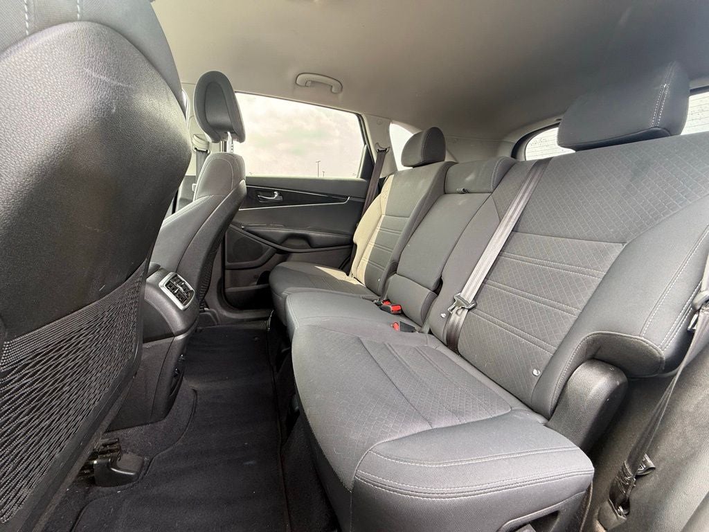 2016 Kia Sorento L