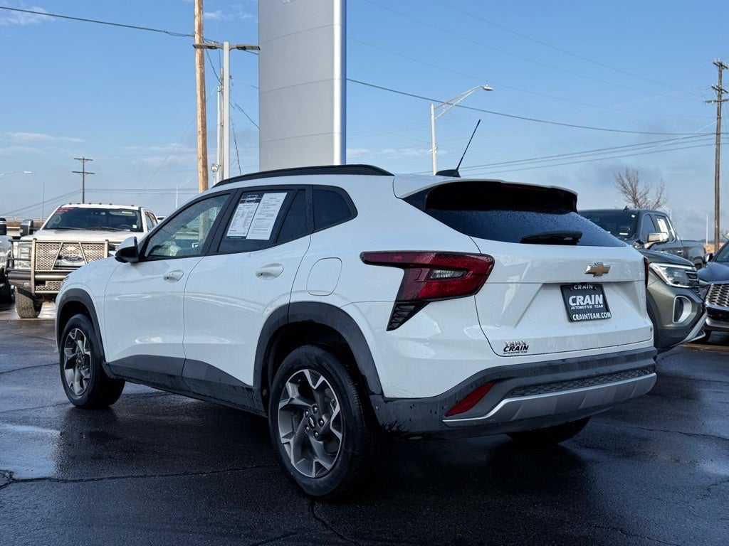 2025 Chevrolet Trax LT