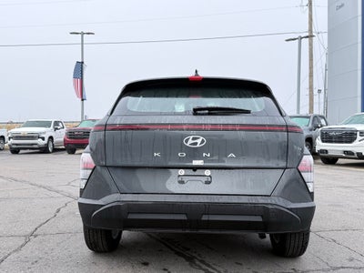 2026 Hyundai KONA SE FWD
