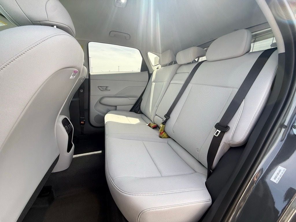 2025 Hyundai KONA SEL FWD
