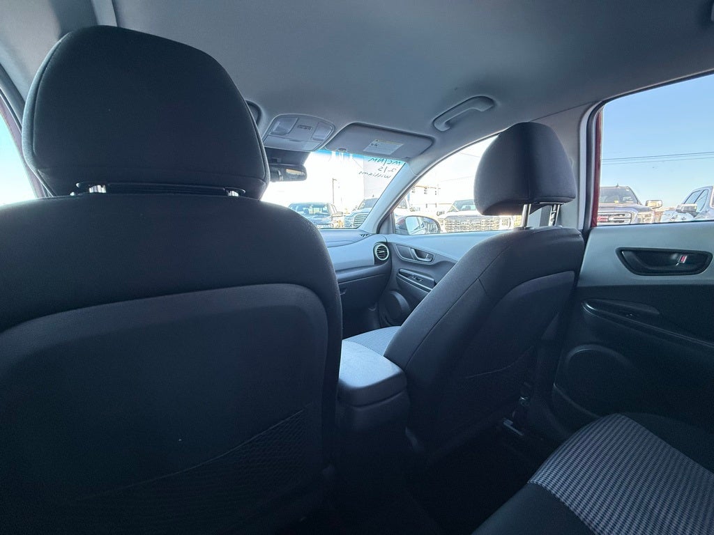 2021 Hyundai KONA SEL