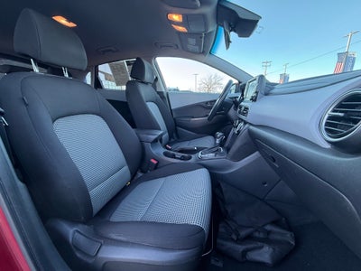 2021 Hyundai KONA SEL