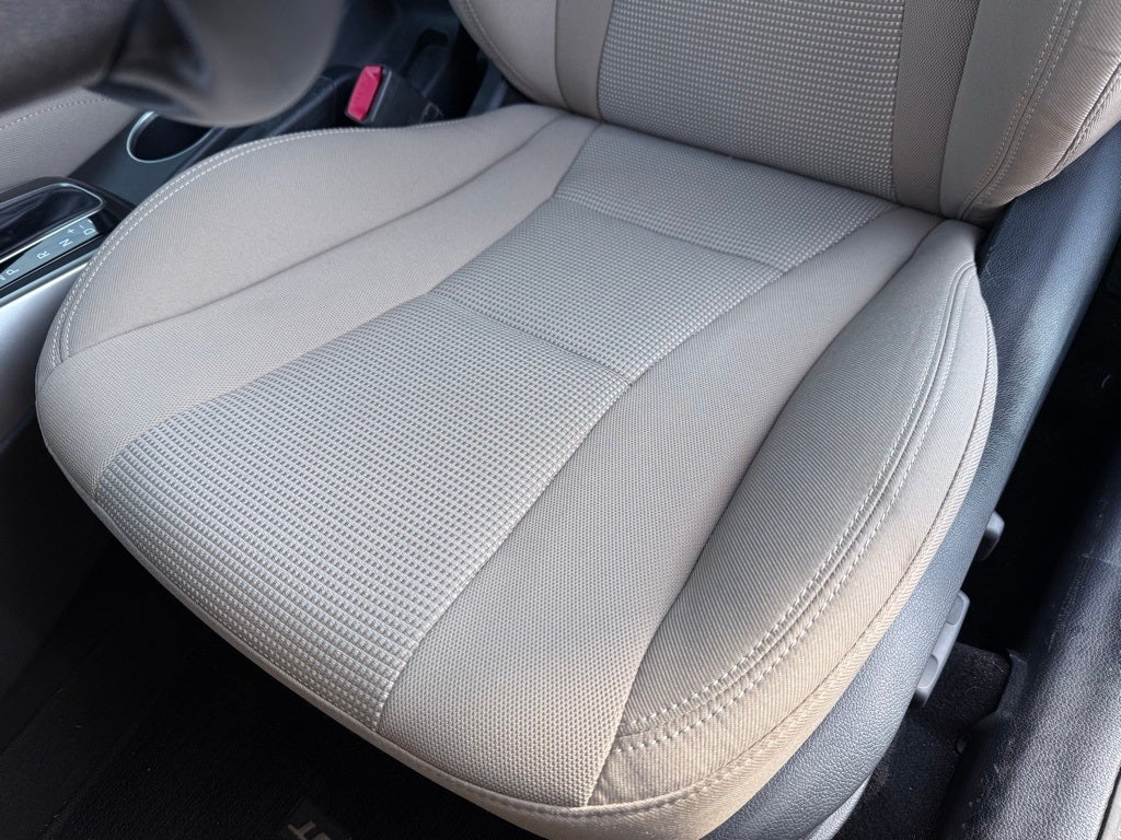 2016 Hyundai ELANTRA GT Base