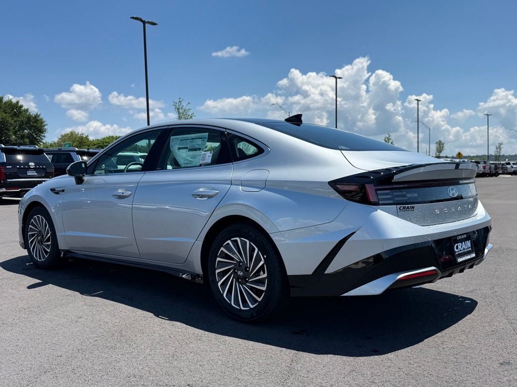 2026 Hyundai SONATA HYBRID SEL