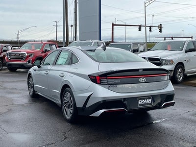 2025 Hyundai SONATA HYBRID SEL