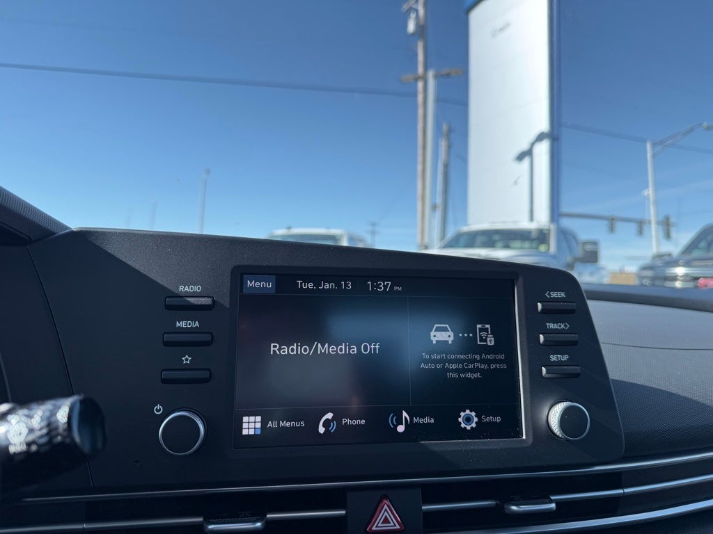 2026 Hyundai ELANTRA SE