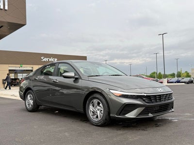 2026 Hyundai ELANTRA SE