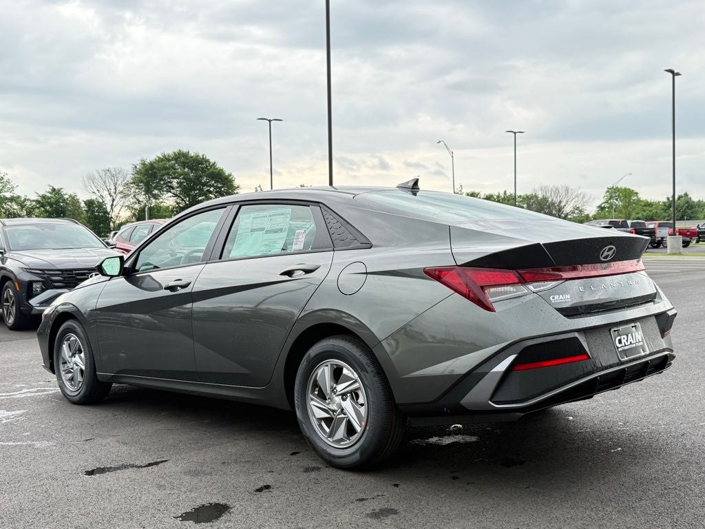 2026 Hyundai ELANTRA SE