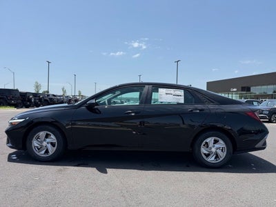 2026 Hyundai ELANTRA SE