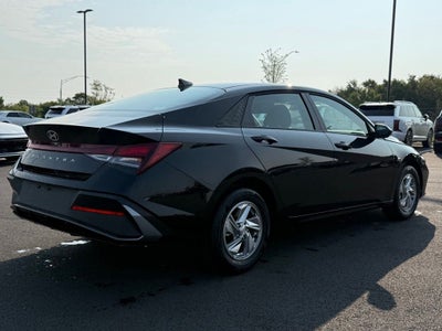 2026 Hyundai ELANTRA SE