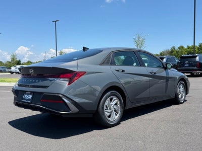 2026 Hyundai ELANTRA SE