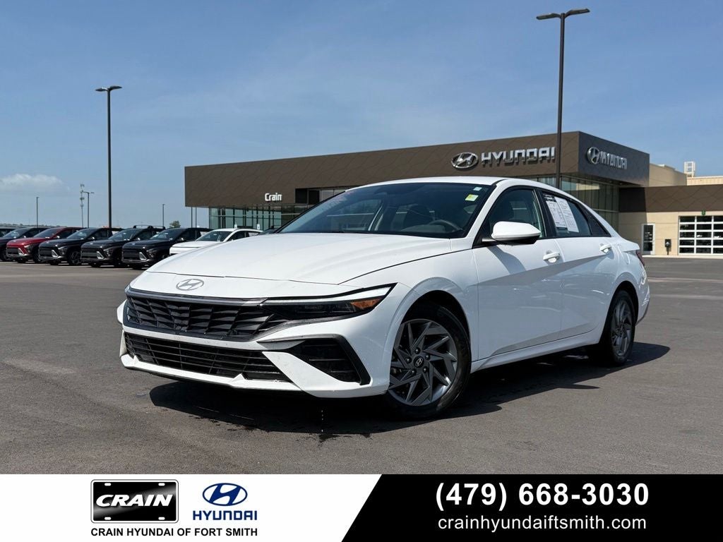 2024 Hyundai ELANTRA SEL