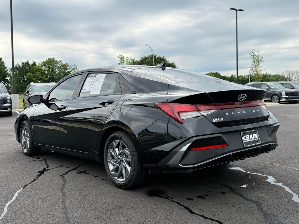 2024 Hyundai ELANTRA SEL