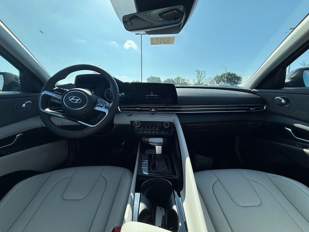 2026 Hyundai ELANTRA HYBRID Limited