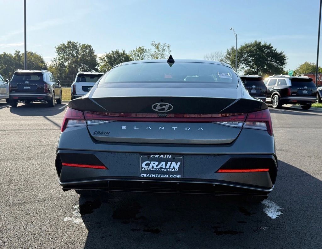 2025 Hyundai ELANTRA SEL Convenience