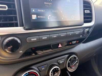 2026 Hyundai VENUE SE
