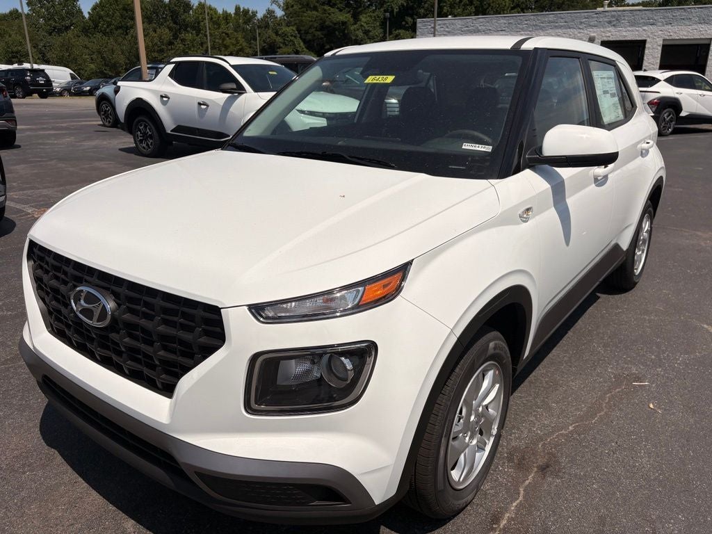 2026 Hyundai VENUE SE