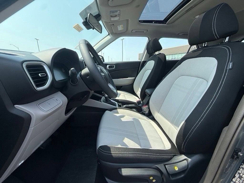 2024 Hyundai VENUE SEL