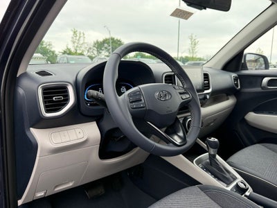 2026 Hyundai VENUE SEL W/Two-Tone Roof