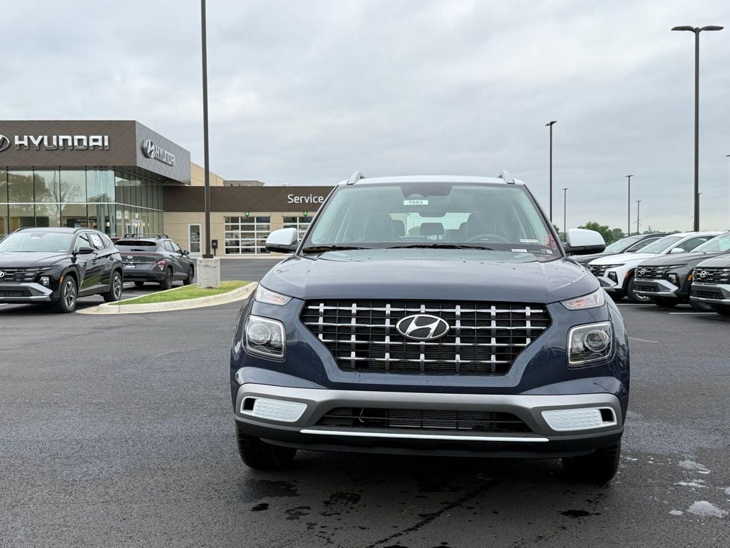 2026 Hyundai VENUE SEL W/Two-Tone Roof