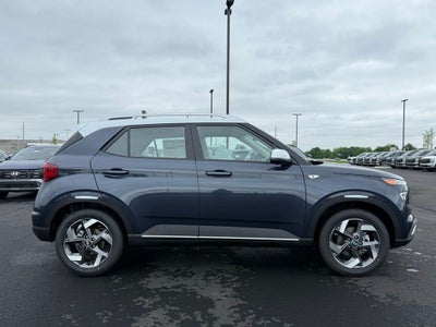 2026 Hyundai VENUE SEL W/Two-Tone Roof