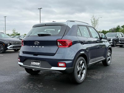 2026 Hyundai VENUE SEL W/Two-Tone Roof