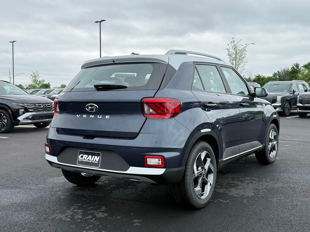 2026 Hyundai VENUE SEL W/Two-Tone Roof